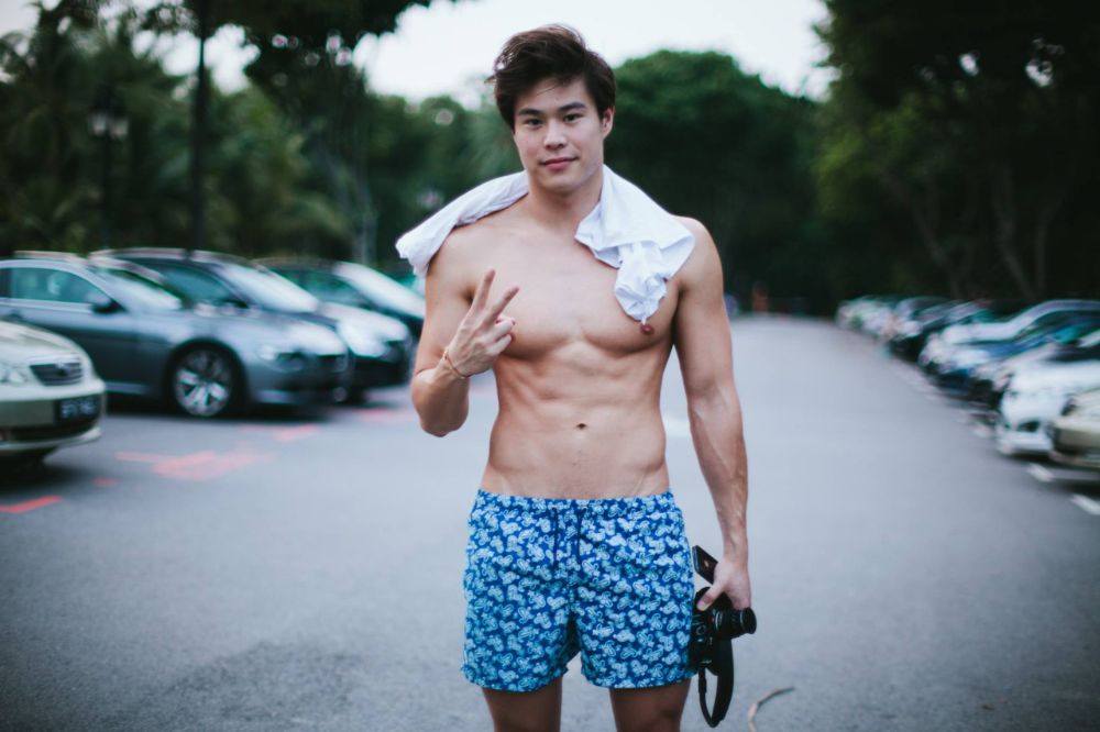หุ่นดีนมเด้ง