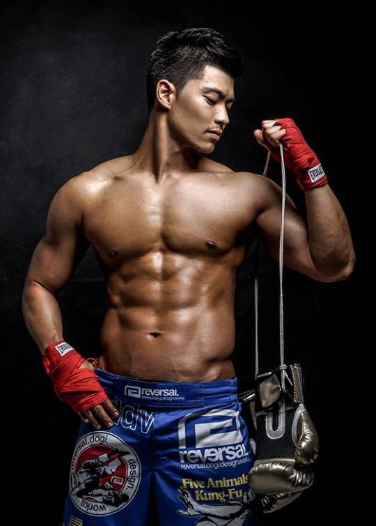 หุ่นดีนมเด้ง