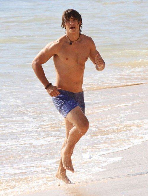 Brenton Thwaites