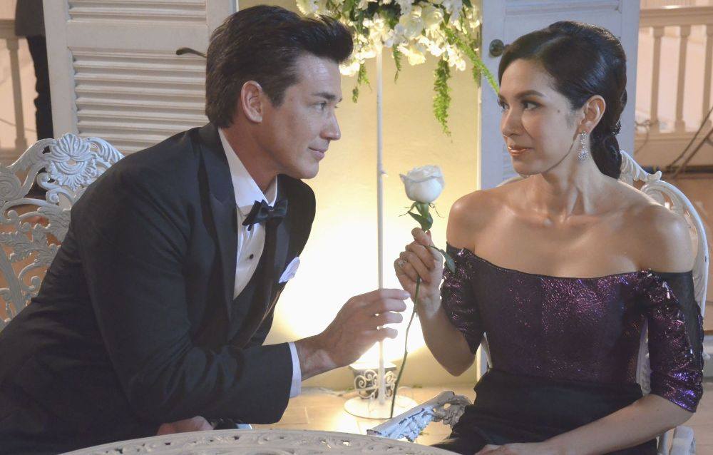 รู้สึกเผ็ด!! และสลับซับซ้อนคู่กันน่าดู เรื่องนี้>>>กรุงเทพมหานครซ้อนรัก