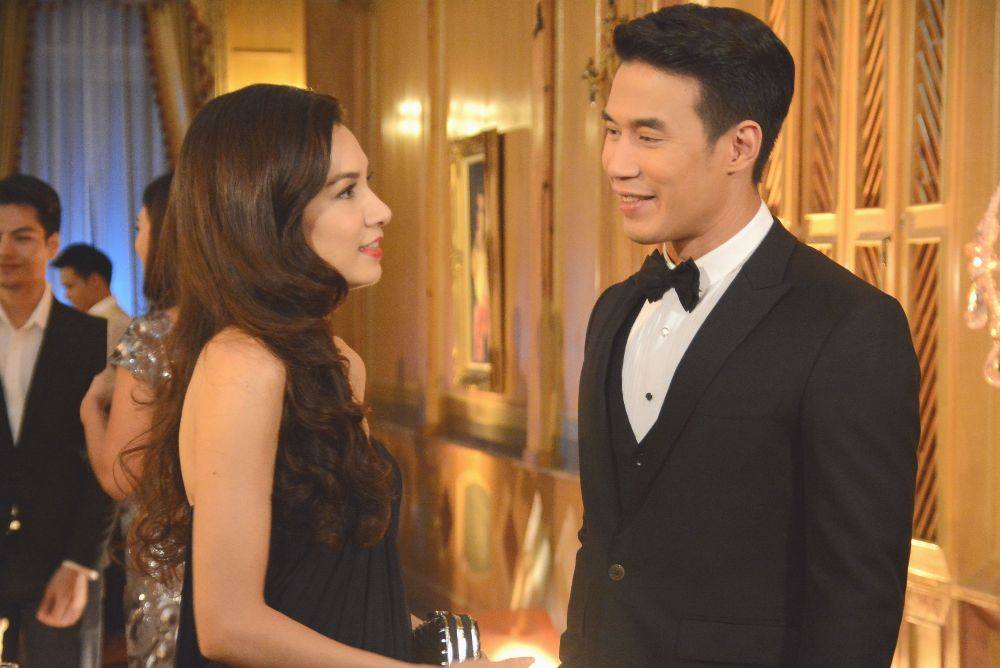 รู้สึกเผ็ด!! และสลับซับซ้อนคู่กันน่าดู เรื่องนี้>>>กรุงเทพมหานครซ้อนรัก