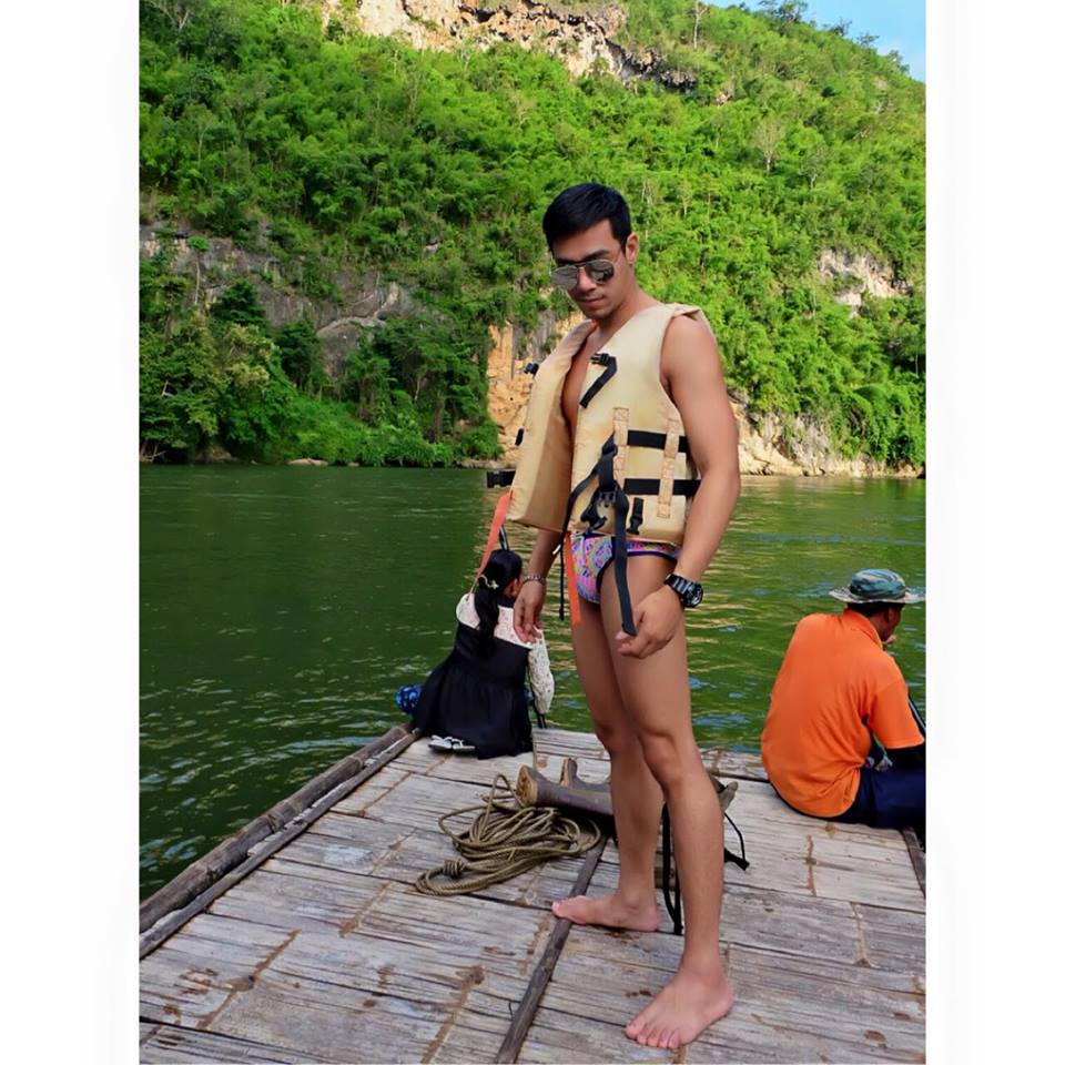 ตั้งแผง!!! หนุ่มเท่ห์ สไตล์ไทย ขายไข่เบอร์ 0 คัดไซด์ ใหญ่จัมโบ้