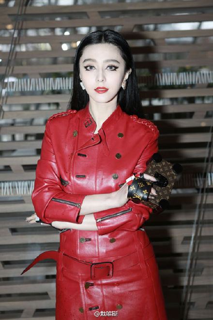 Fan Bing Bing สวย เจิด ตาคมเฉี่ยว แคทอายลุค เป๊ะมาก @LV Show Paris Fashion Week 2016