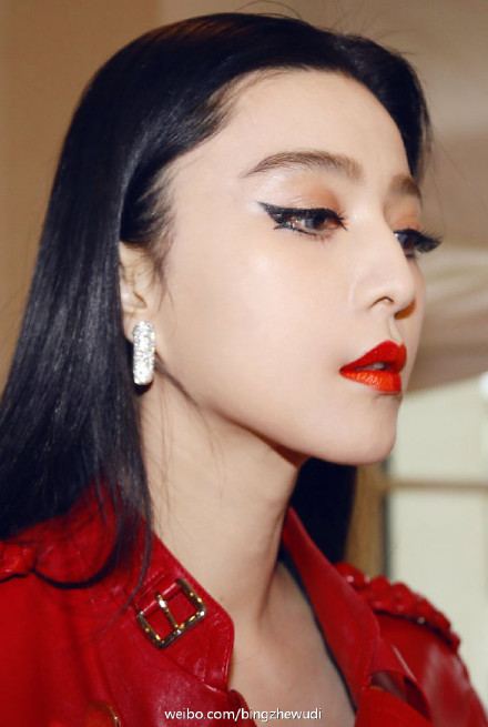 Fan Bing Bing สวย เจิด ตาคมเฉี่ยว แคทอายลุค เป๊ะมาก @LV Show Paris Fashion Week 2016