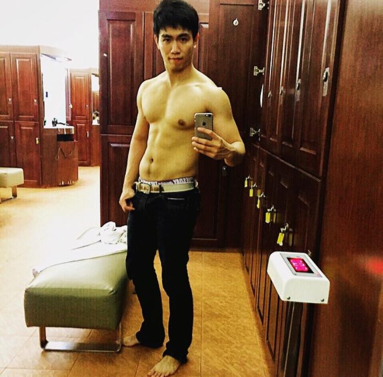 หนุ่มหล่อในเฟส