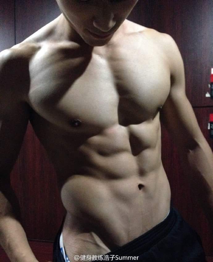 หนุ่มหล่อในเฟส