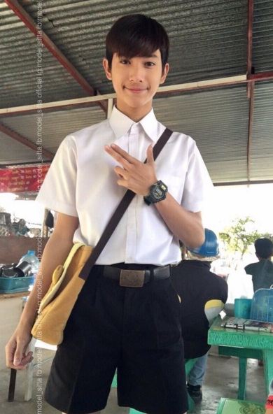"โมเดล ศิฐฑา"  หนุ่มละอ่อน  วัย18 ปี  ผู้รับบท "พระปิ่นศิลป์ชัย แก้วหน้าม้า"