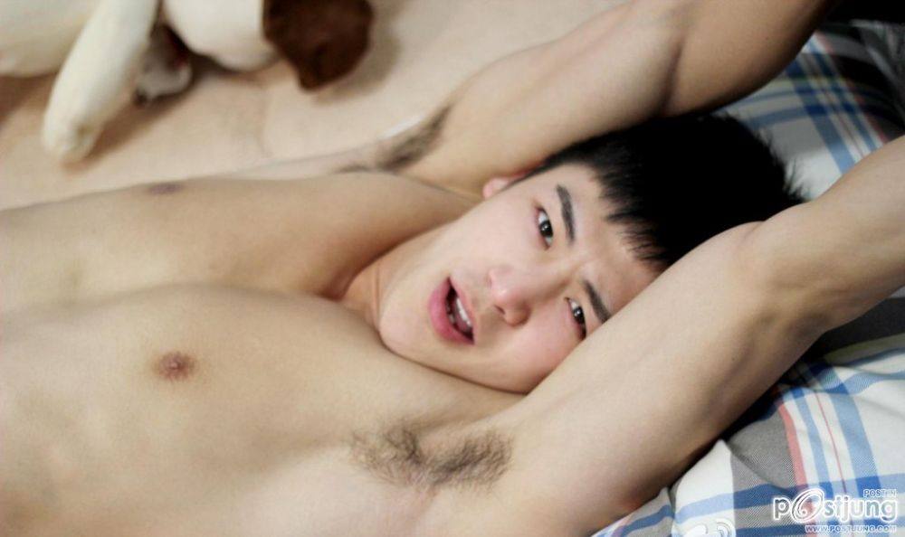 ปล่อยเฮนรี่บ้าง เก็บไว้มานาน จำได้ว่าเมื่อก่อนกรี๊ดมาก ตามโหลดทุกเว็ปไม่กลัวซ้ำอ่ะ 564