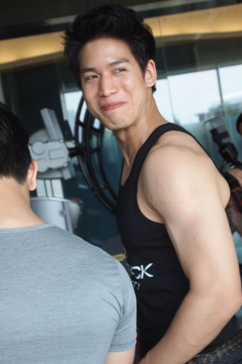 แล้วถ้าเป็นหนุ่มพอลล่ะ น้ำเธอจะออกมาสักกี่ลิตร ตอบสิฉันถาม 566