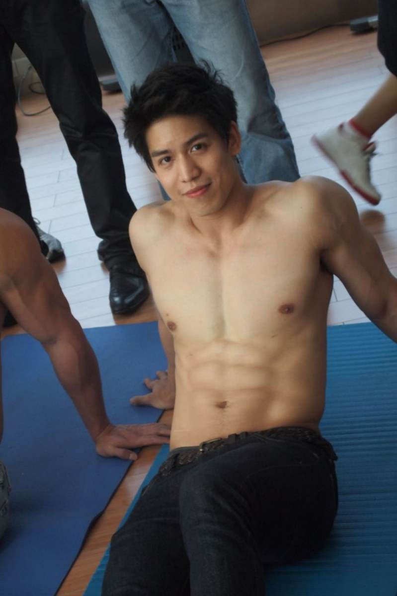 แล้วถ้าเป็นหนุ่มพอลล่ะ น้ำเธอจะออกมาสักกี่ลิตร ตอบสิฉันถาม 566