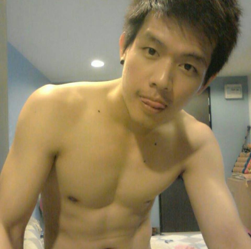 มีบุญวาสนาได้เจอพ่อหนุ่มคนนี้อยู่ครั้งหนึ่ง  คือดีมากกกก  567