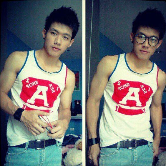 มีบุญวาสนาได้เจอพ่อหนุ่มคนนี้อยู่ครั้งหนึ่ง  คือดีมากกกก  567