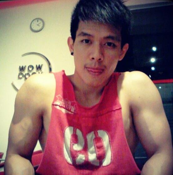 มีบุญวาสนาได้เจอพ่อหนุ่มคนนี้อยู่ครั้งหนึ่ง  คือดีมากกกก  567