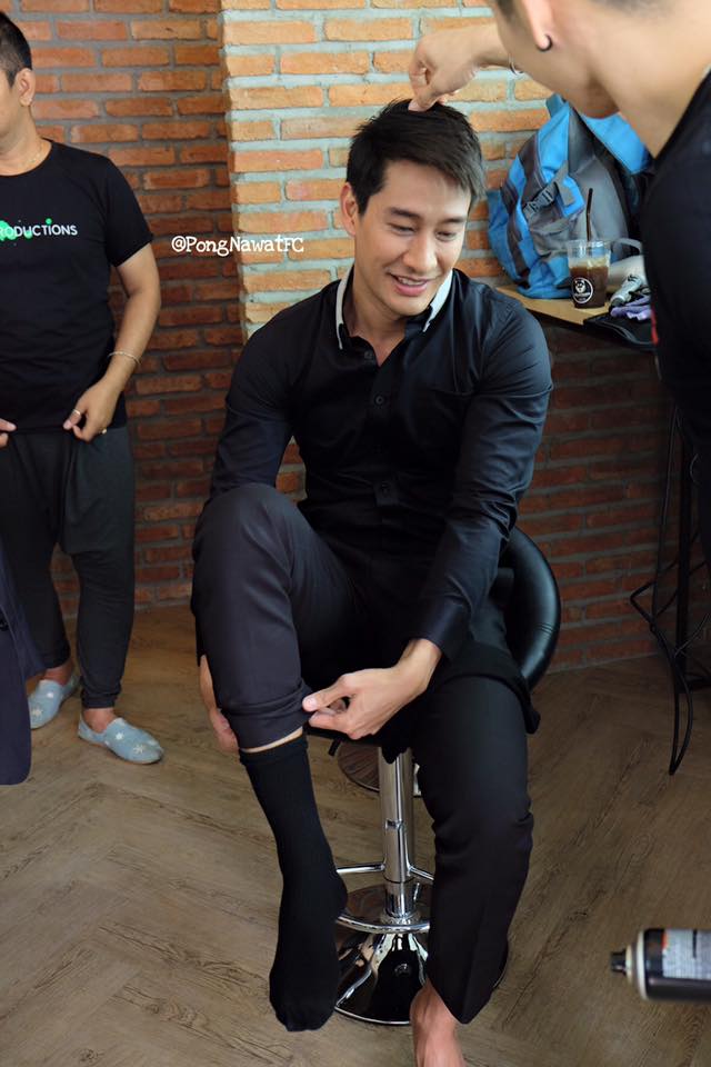 ป้อง-ณวัฒน์ @ เบี้องหลังถ่ายแบบนิตยสาร AROUND Magazine ฉบับเดือน มีนาคม 2559
