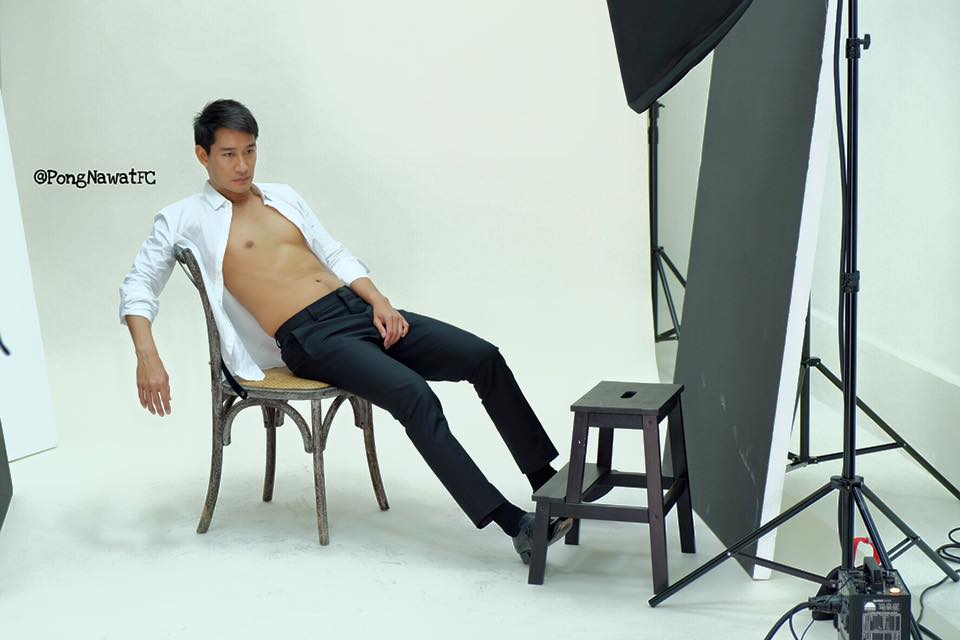 ป้อง-ณวัฒน์ @ เบี้องหลังถ่ายแบบนิตยสาร AROUND Magazine ฉบับเดือน มีนาคม 2559