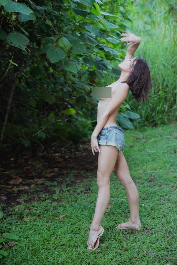 ไม่น่าเชื่อ!!! อดีตนักกีฬาโอลิมปิค Risa Izumi สลัดผ้าถ่ายโป้ววว์ AV (หุ่นดีมาก)