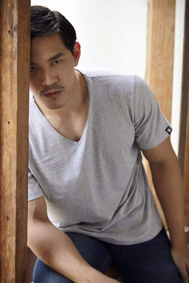 แจกหลัวกันหน่อยครับ  พี่อั๋น  ผัวอุ้ยหลัวเบอร์หนึ่งของหลายๆคน  ฉันเชื่อ 574