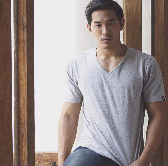 แจกหลัวกันหน่อยครับ  พี่อั๋น  ผัวอุ้ยหลัวเบอร์หนึ่งของหลายๆคน  ฉันเชื่อ 574