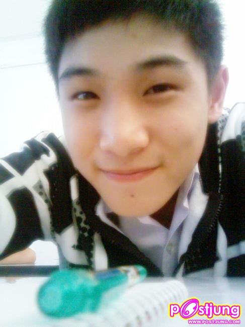 ทุกคนก็เคยพลาดมาก่อนทั้งนั้น  ตอนพี่อายุ 16 พี่ก็เคยพลาดเหมือนกัน   (ไม่เกี่ยวกับภาพของดาราที่จะนำเสนอต่อไปนี้เลยนะ)