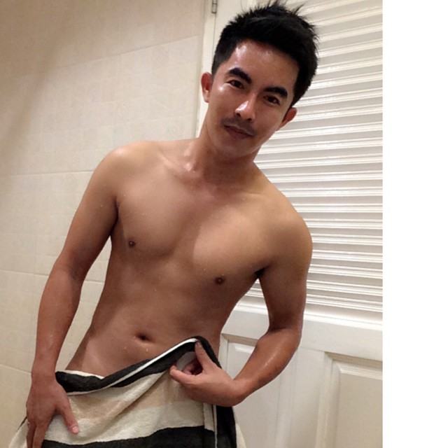 อยากยิ้มๆๆๆ!!! แพ้คนมีหนวด โดนหนวดแล้วน้ำเดิน