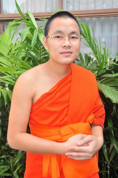 พระครูปลัดธีรเดช ชุตินธโร