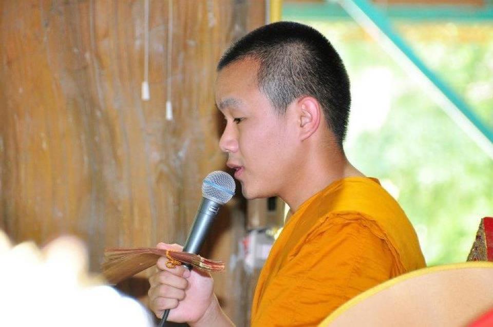 พระครูปลัดธีรเดช ชุตินธโร