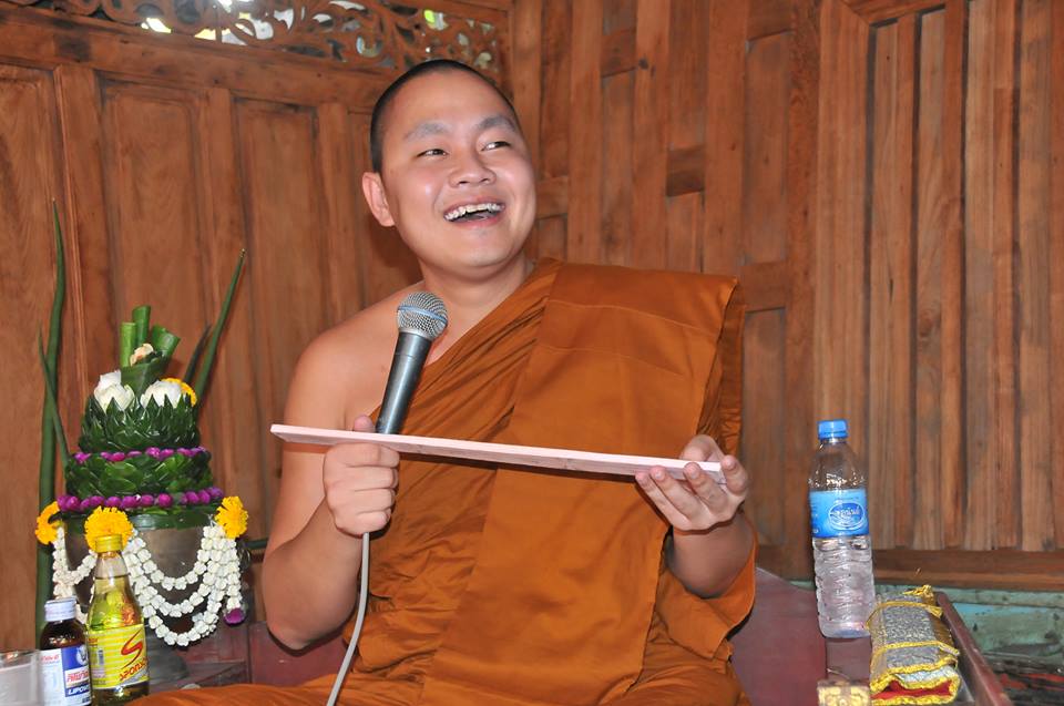พระครูปลัดธีรเดช ชุตินธโร