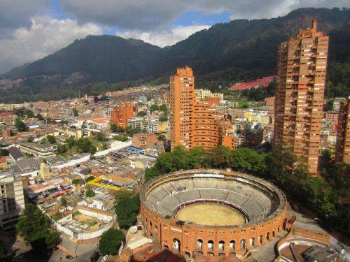 Latin America สีสันจับใจ
