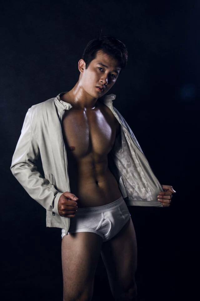 Hot guy in underwear 125