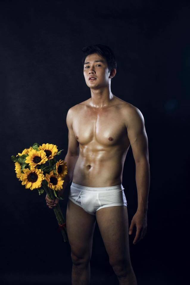 Hot guy in underwear 125