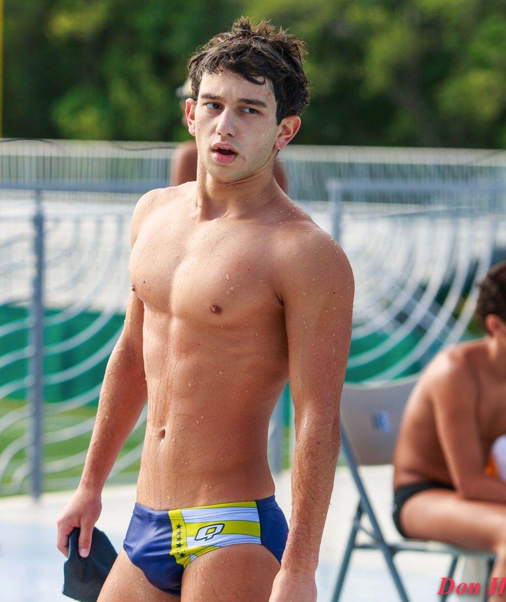 Hot guy in underwear 125