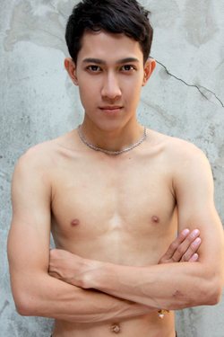 หนังเกย์น่าดู "พ่อเบี้ย" แซ่บจริงๆ