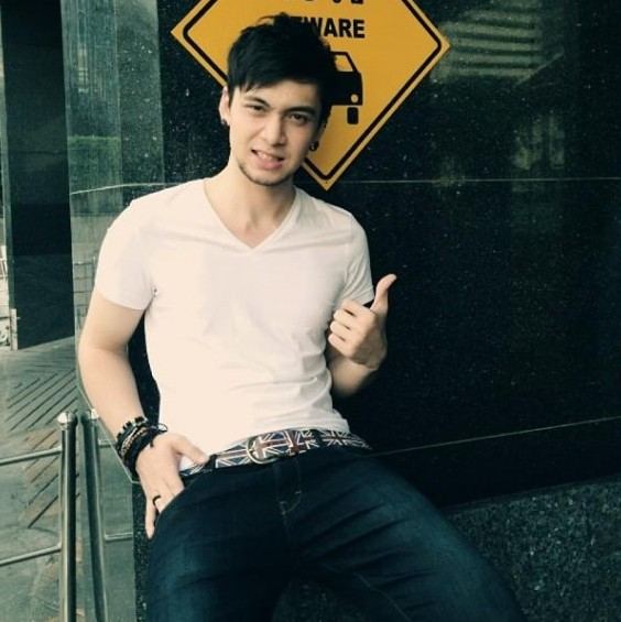 ผู้ชายคนนี้ชื่อ ... อินดี้ อินทัช ลูกชาย who?