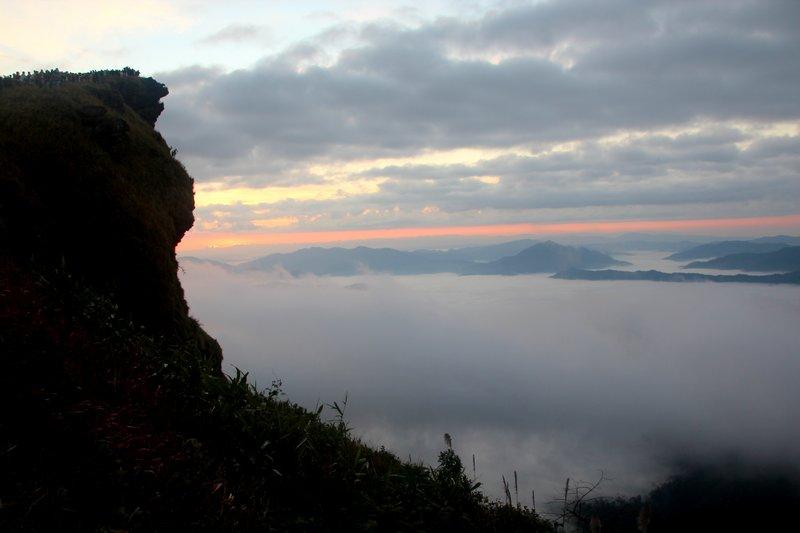 ชมทิวทัศน์สวยๆ ที่ภูชีฟ้า