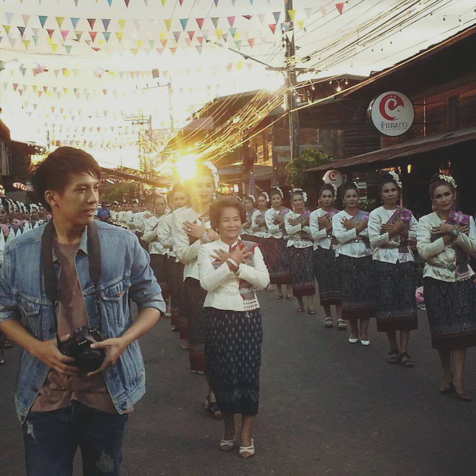 3 พระเอกสุดหล่อรุ่นใหม่มาแรง.. ใน "อ้อมกอดเขมราฐ" หนังไทยสำหรับคนโรแมนติคหรือกำลังมีความรัก