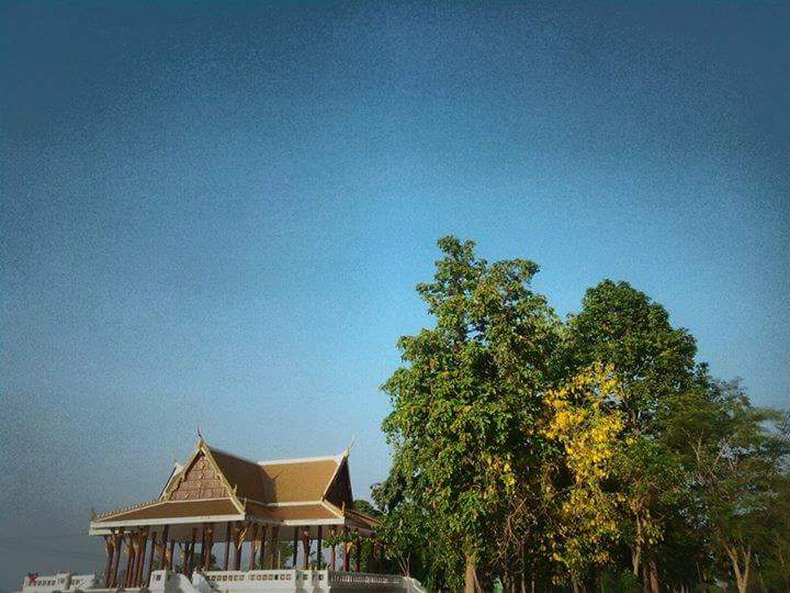 พระธาตุพนมจำลอง จังหวัดกาฬสินธุ์