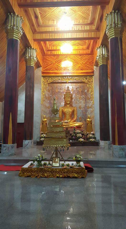 พระธาตุพนมจำลอง จังหวัดกาฬสินธุ์
