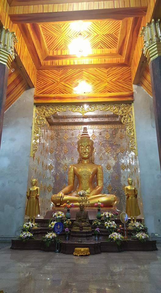 พระธาตุพนมจำลอง จังหวัดกาฬสินธุ์