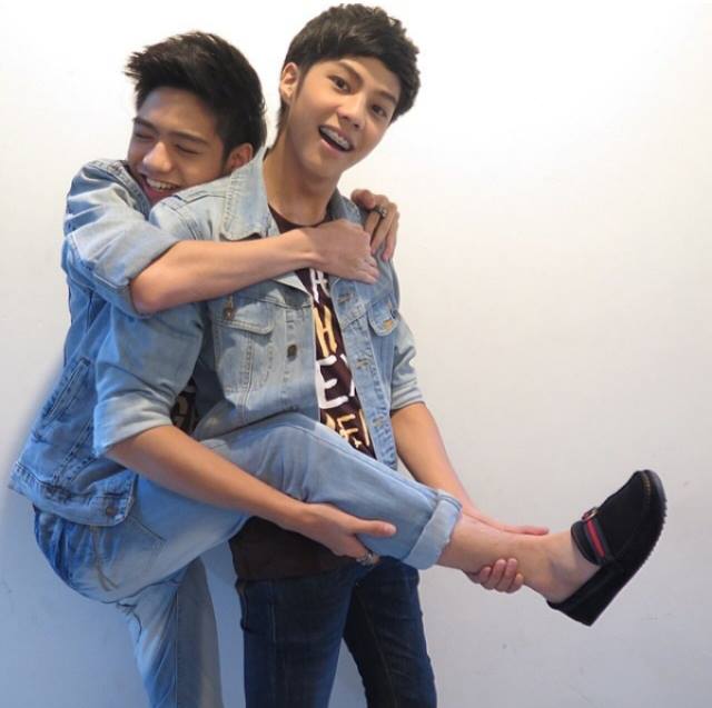 หนุ่มฮอต!! แบงค์ ธิติ หล่อแซ่บจริงๆ หนุ่มน้อยคนนี้