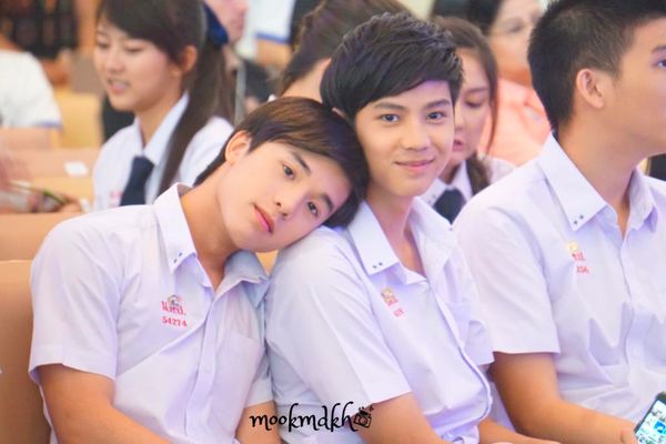 หนุ่มฮอต!! แบงค์ ธิติ หล่อแซ่บจริงๆ หนุ่มน้อยคนนี้