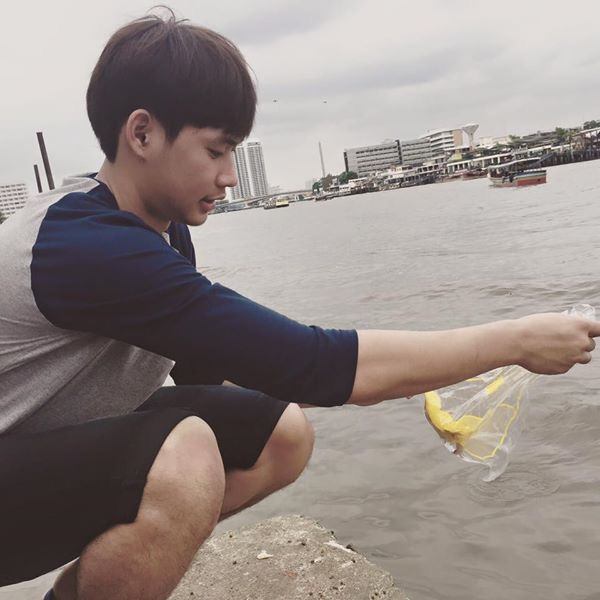 พรุ่งนี้วันอาทิตย์  หยุดงาน 606