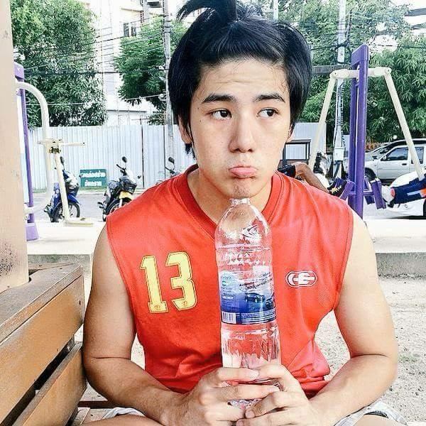 พรุ่งนี้วันอาทิตย์  หยุดงาน 606