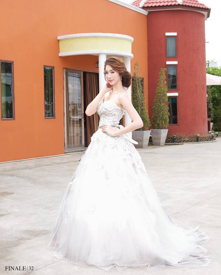 "ฐิสา วริฏฐิสา" นางเอกช่อง 7 ในชุดเจ้าสาว