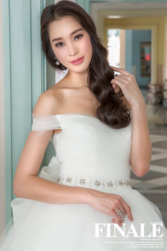 ฐิสา วริฏฐิสา ขาวโอโม่มาก