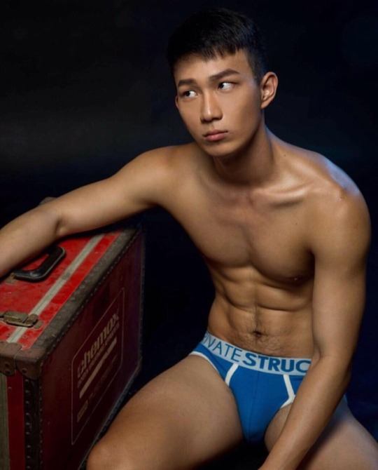 มีดีมาโชว์