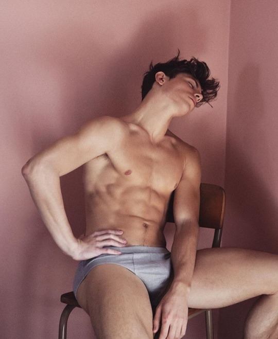 Hot guy in underwear 128