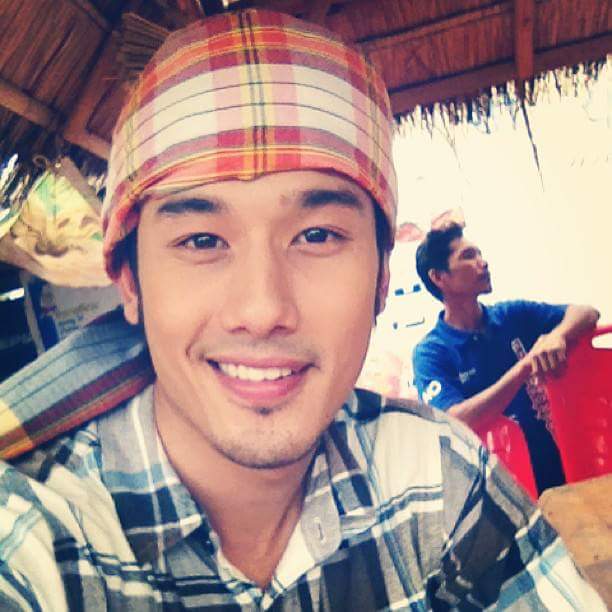 ขอมา..จัดให้!! หนุ่ม"ท๊อป"หล่อแซ่บมีเสน่ห์แบบนี้ไง มิน่า สาวแท้ สาวเทียม เก้งกวาง ถึงชอบกันนักหนา!