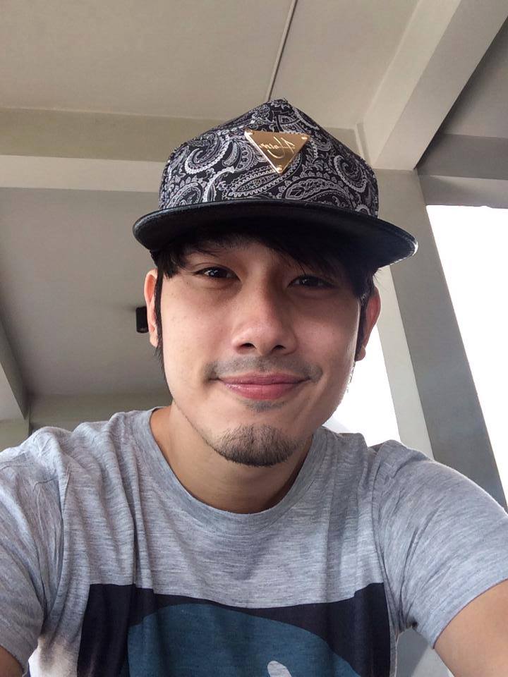 ขอมา..จัดให้!! หนุ่ม"ท๊อป"หล่อแซ่บมีเสน่ห์แบบนี้ไง มิน่า สาวแท้ สาวเทียม เก้งกวาง ถึงชอบกันนักหนา!