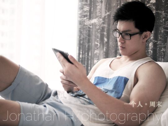 ตี่แว่น กล้ามแน่นๆๆ