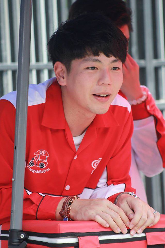เด็กขายไอติมน่ารักๆ